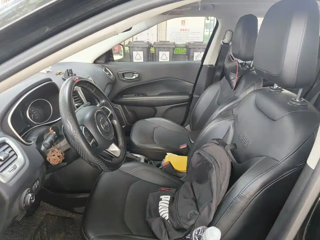 Jeep Compass — миниатюра 16