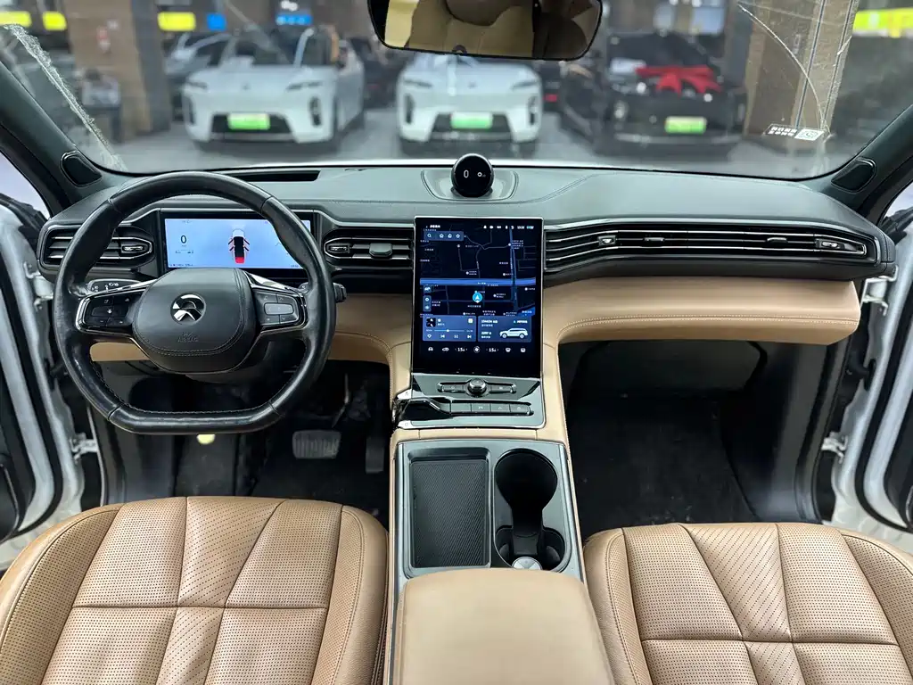NIO ES8 — миниатюра 13