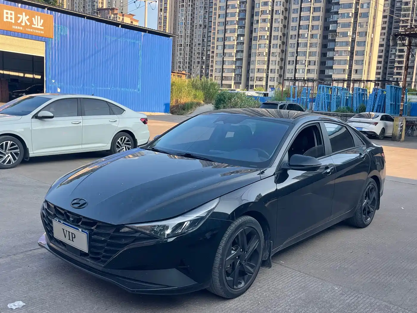 伊兰特 2021款 1.5L CVT LUX尊贵版 2021