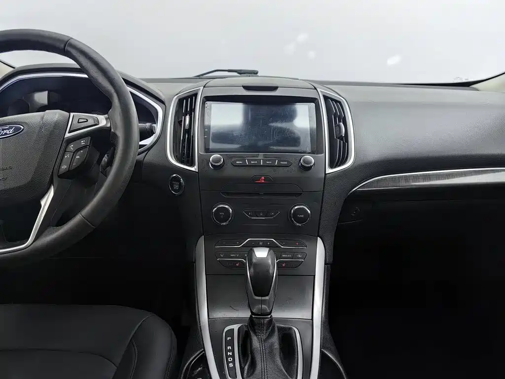 Ford Edge — миниатюра 12