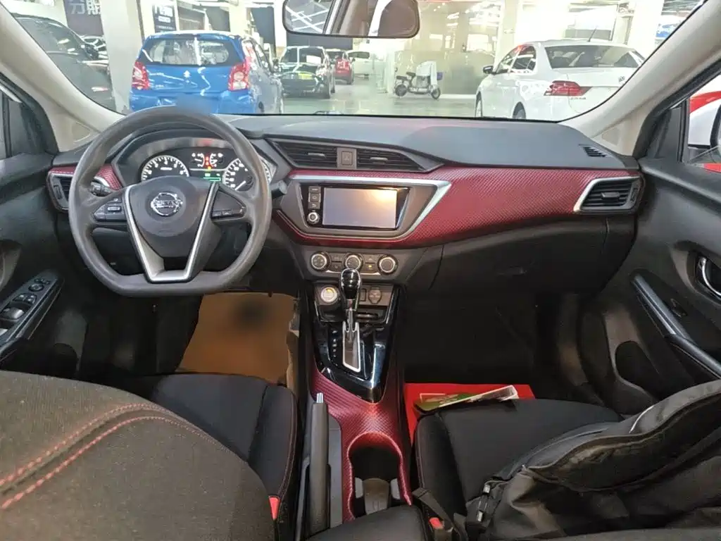 Nissan Bluebird — миниатюра 14