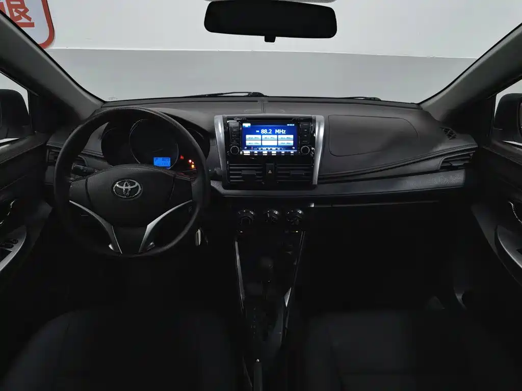 Toyota Yaris L Zhixuan YARiS L 2015 1.5E AT
