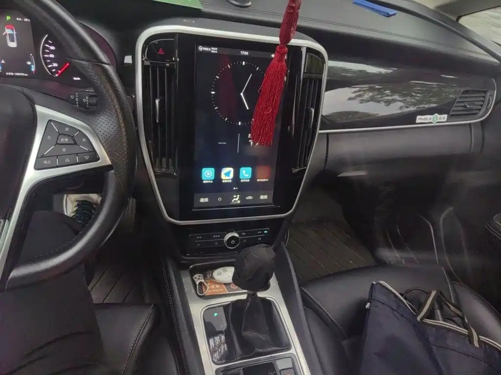 BYD MAX — миниатюра 6