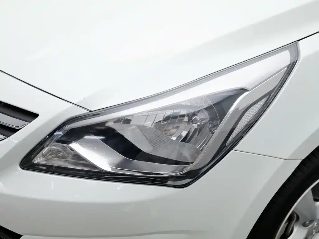 Hyundai Verna — миниатюра 7