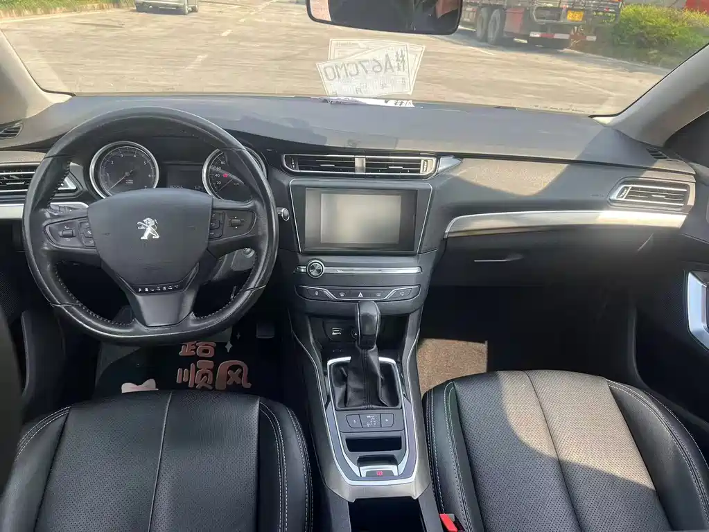 Peugeot 408 — миниатюра 11