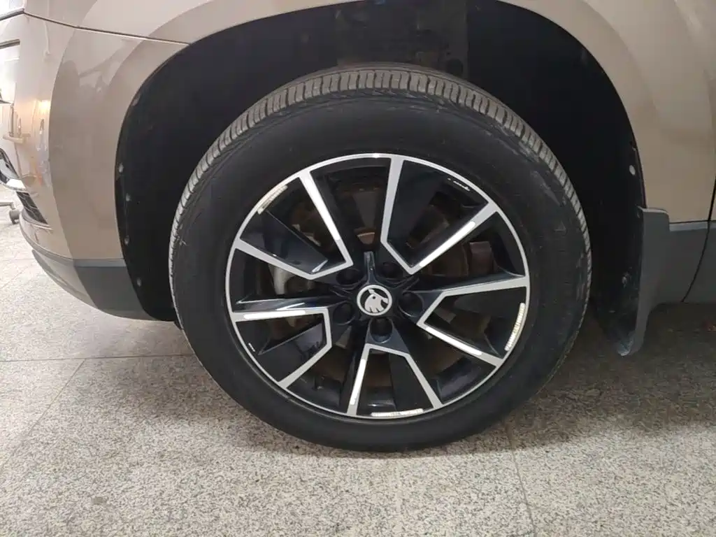 Skoda Karoq — миниатюра 23
