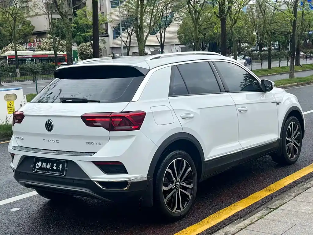 Volkswagen T-Roc 2021 280TSI DSG Smart Connect