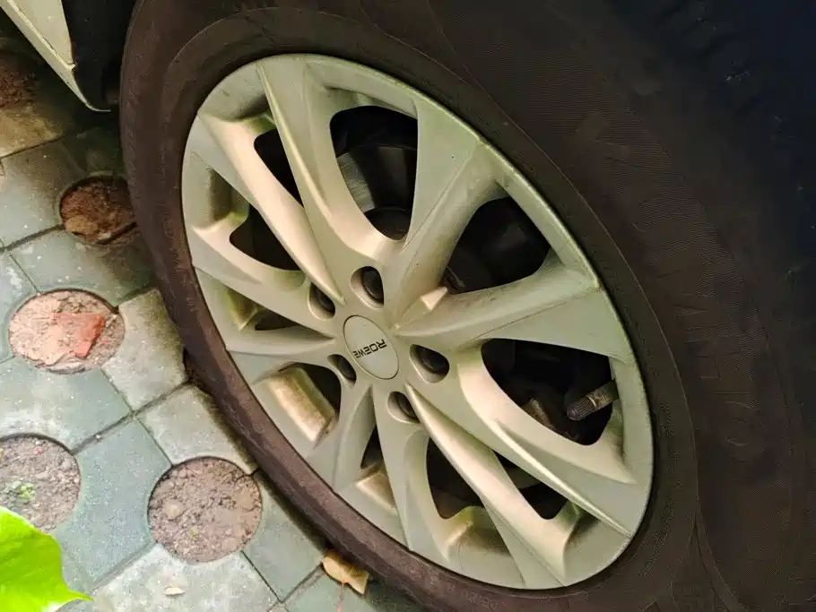 Roewe i5 — миниатюра 6
