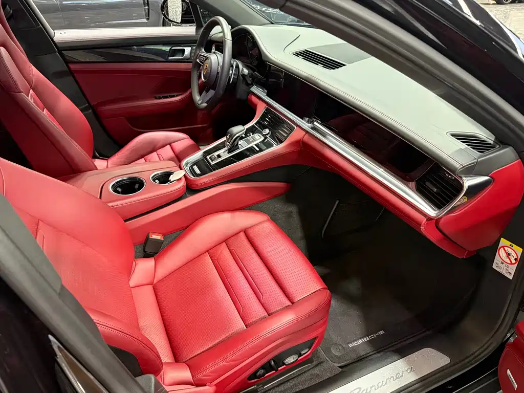 Porsche Panamera — миниатюра 12