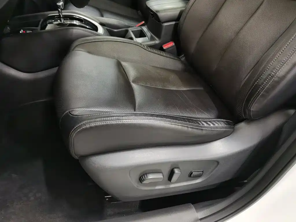 Nissan X-Trail — миниатюра 20