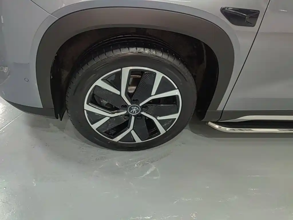 BYD L DM-i — миниатюра 23
