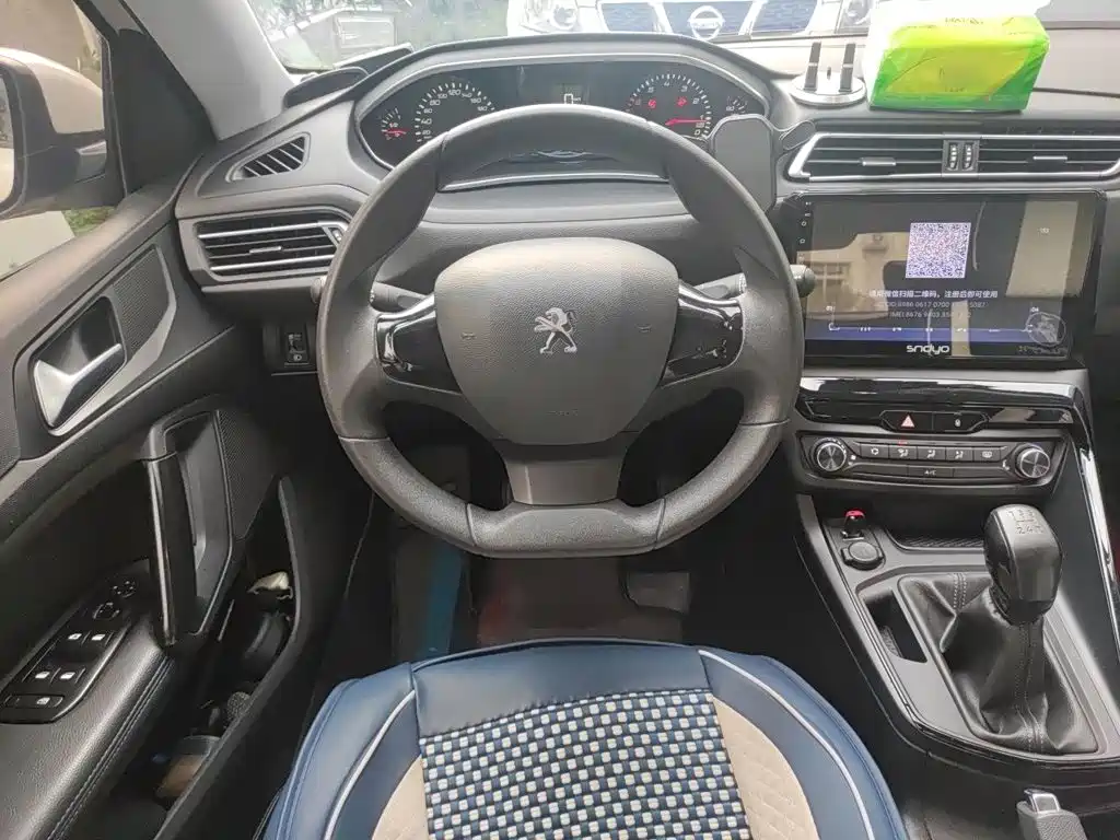 Peugeot 308 — миниатюра 3