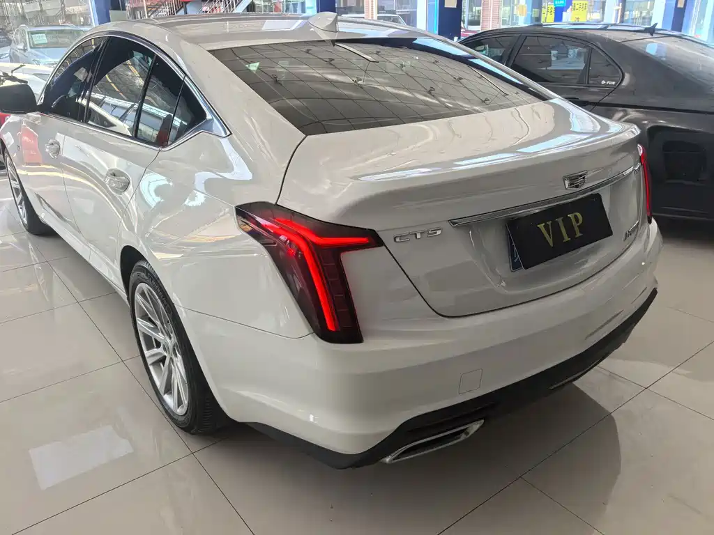 Cadillac CT5 — миниатюра 11