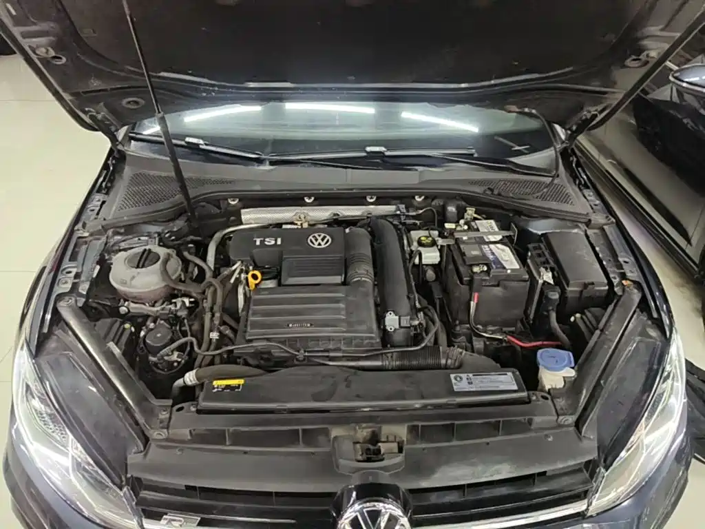 Volkswagen Golf — миниатюра 20