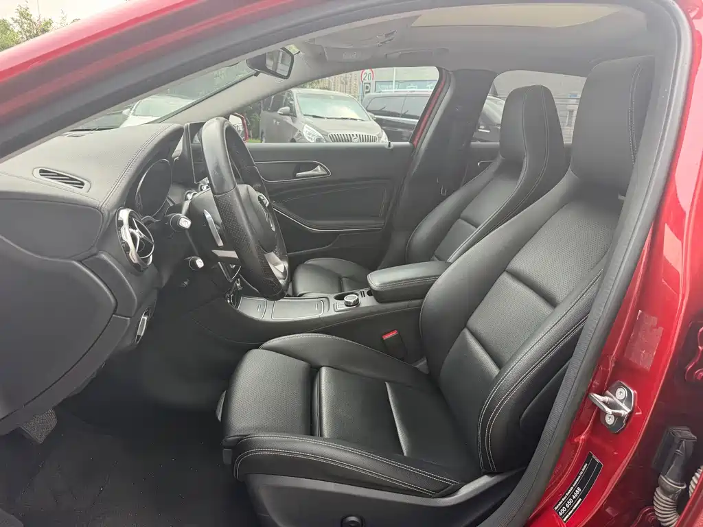 Mercedes-Benz GLA — миниатюра 7