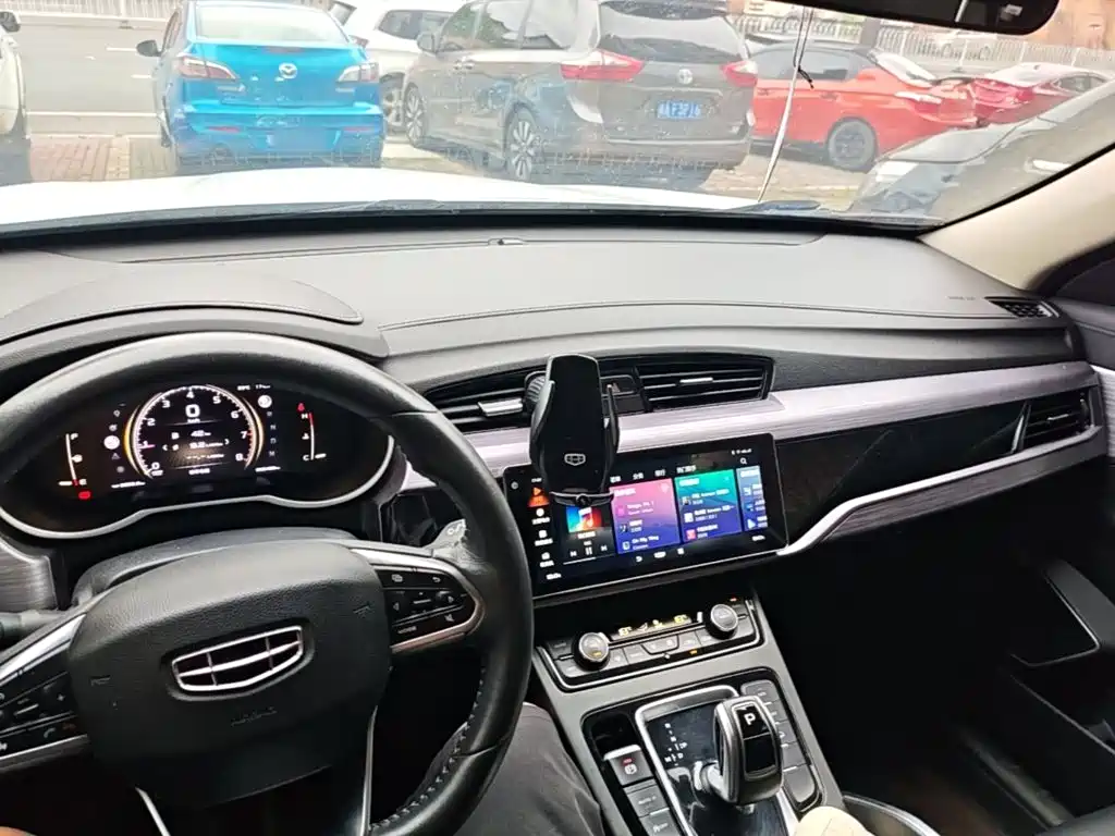 Geely Boyue — миниатюра 10
