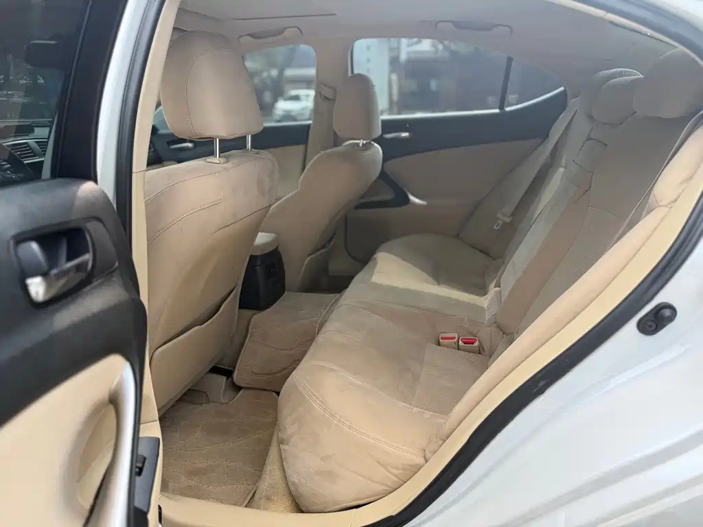 Lexus IS — миниатюра 11