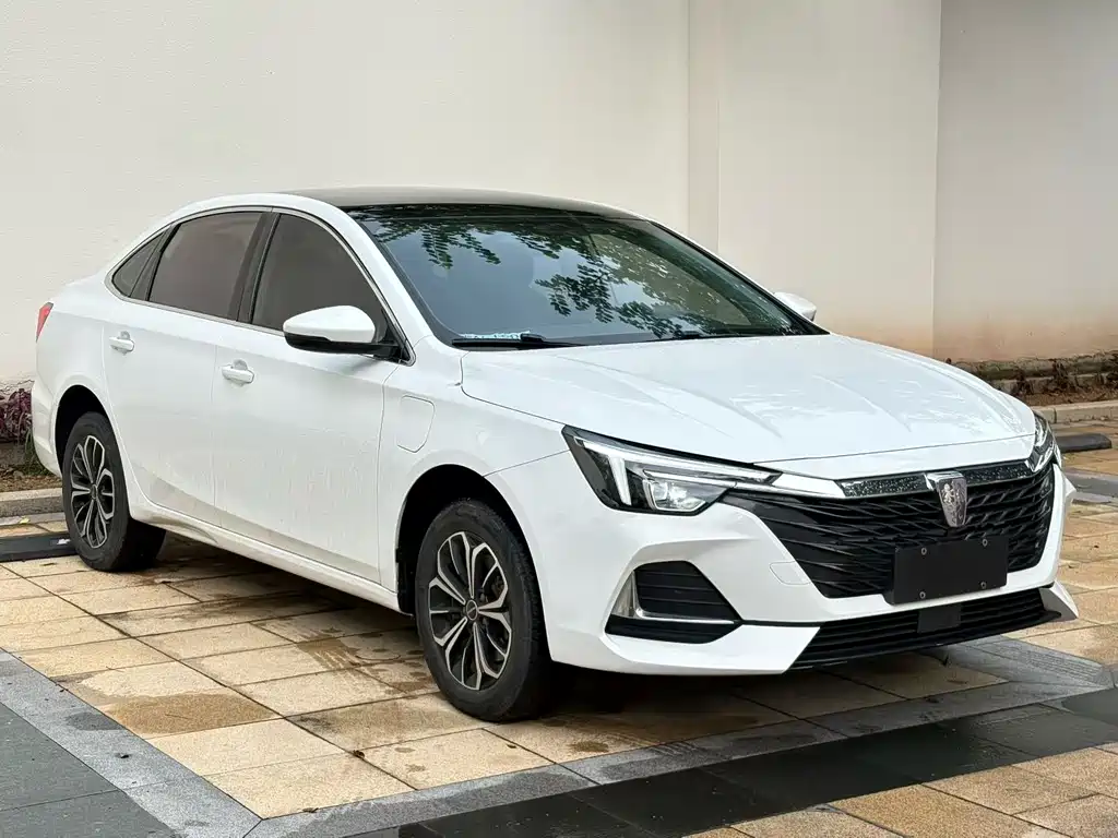 Roewe i6 MAX New Energy — миниатюра 3