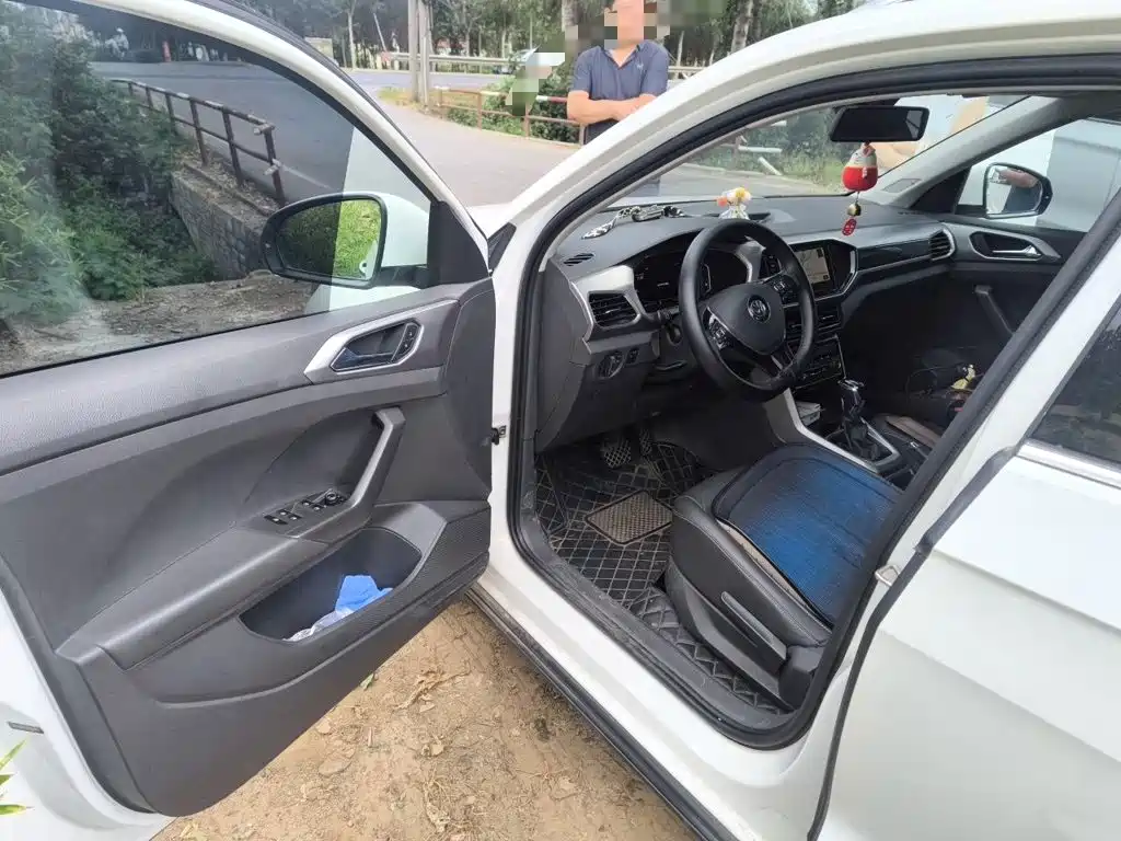 Volkswagen T-Cross — миниатюра 14