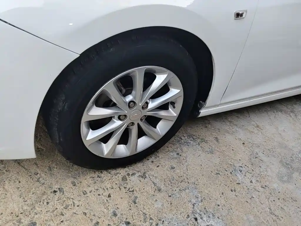 Chevrolet Cruze — миниатюра 23