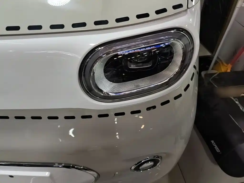 Wuling MINIEV — миниатюра 24