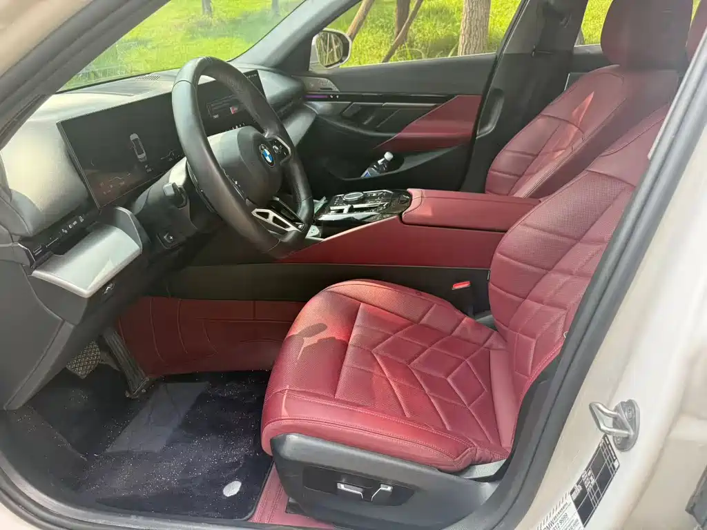 BMW 5 Series — миниатюра 4