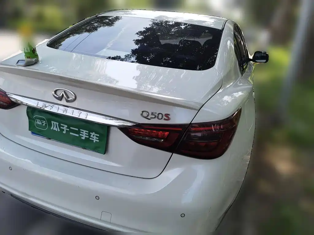 Infiniti Q50L — миниатюра 6