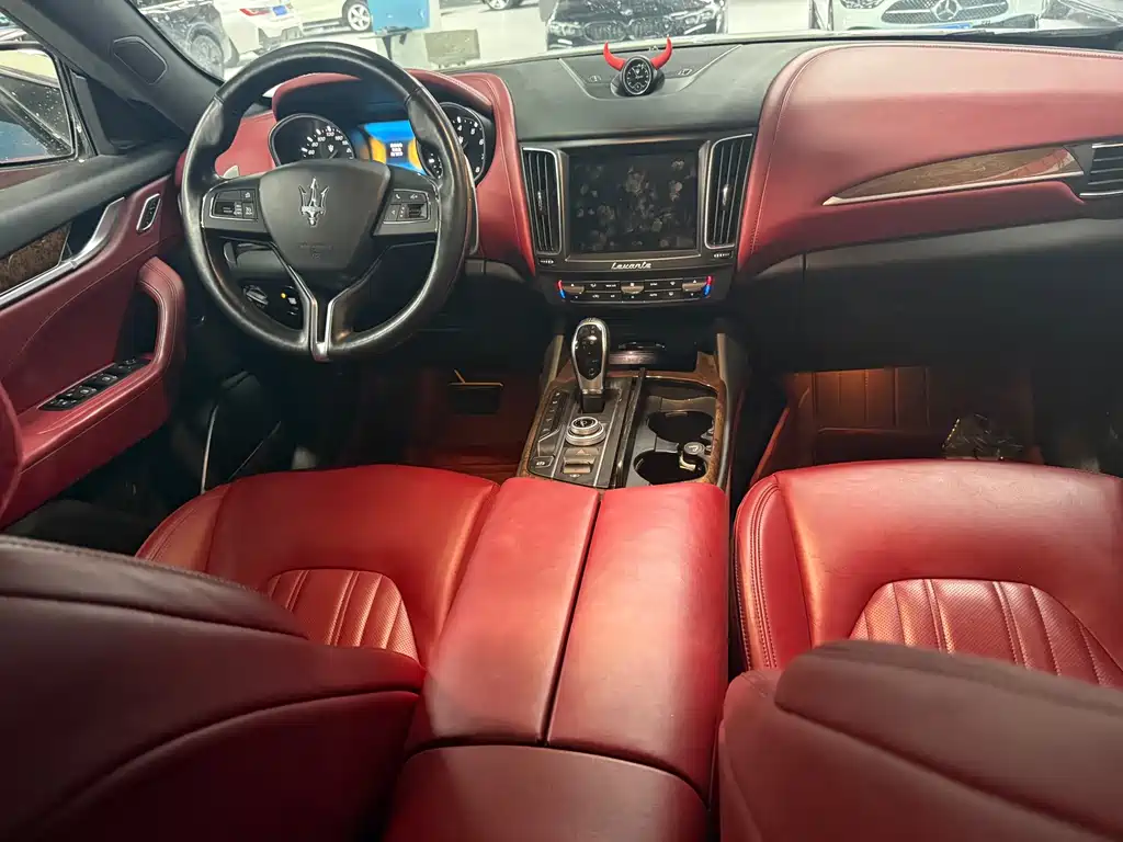 Maserati Levante — миниатюра 7