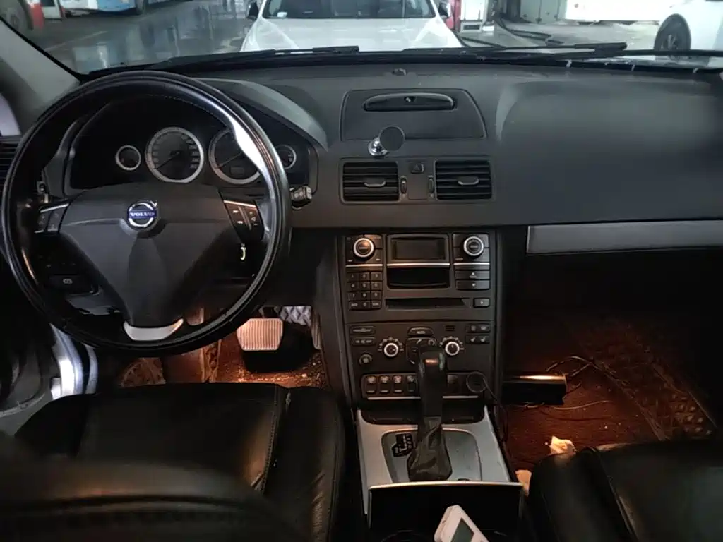 Volvo XC Classic — миниатюра 12
