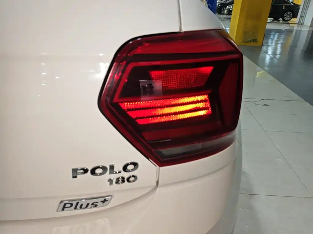 Volkswagen Polo — миниатюра 8