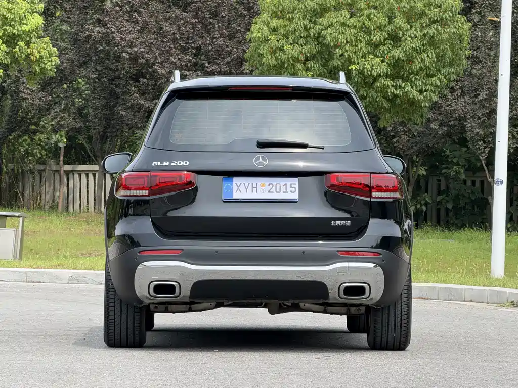 Mercedes-Benz GLB — миниатюра 16