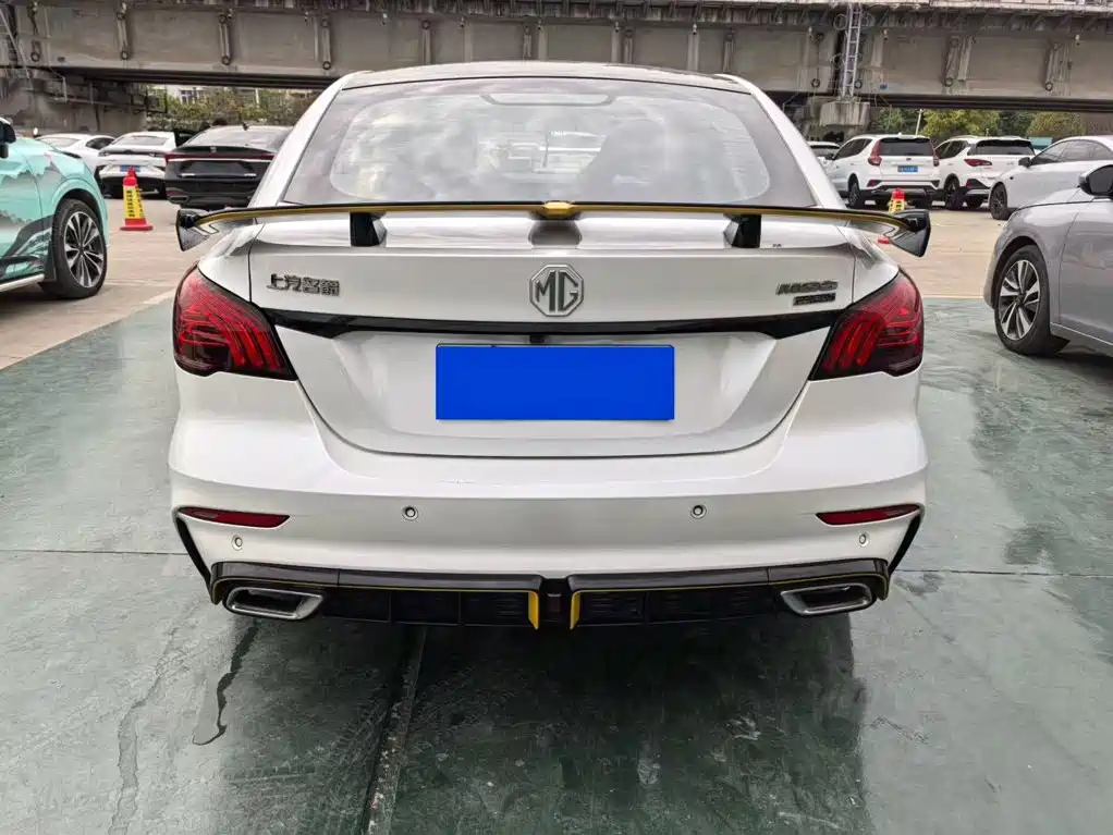 MG MG6 — миниатюра 15