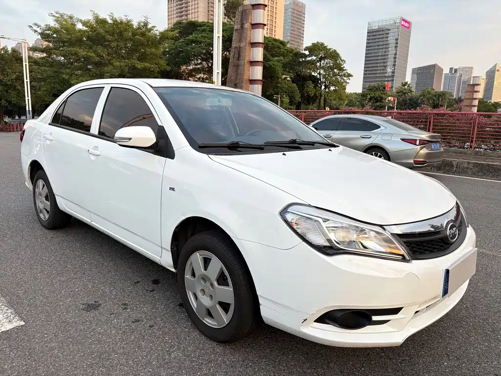 BYD F3 — миниатюра 2