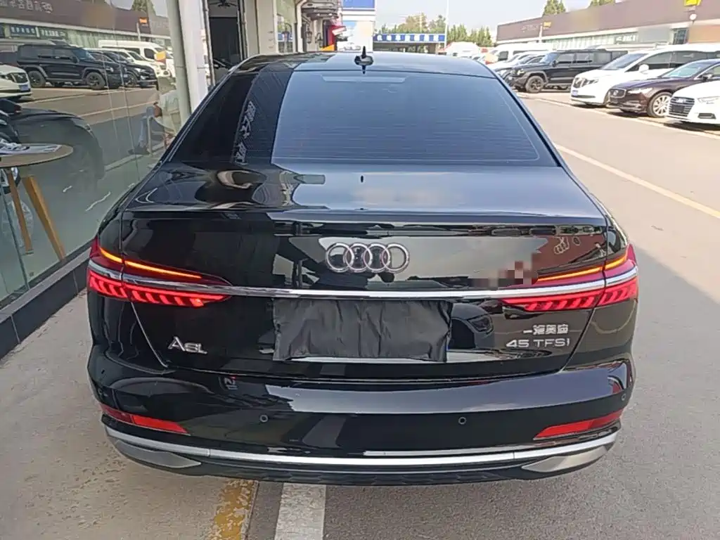 Audi A6L — миниатюра 6