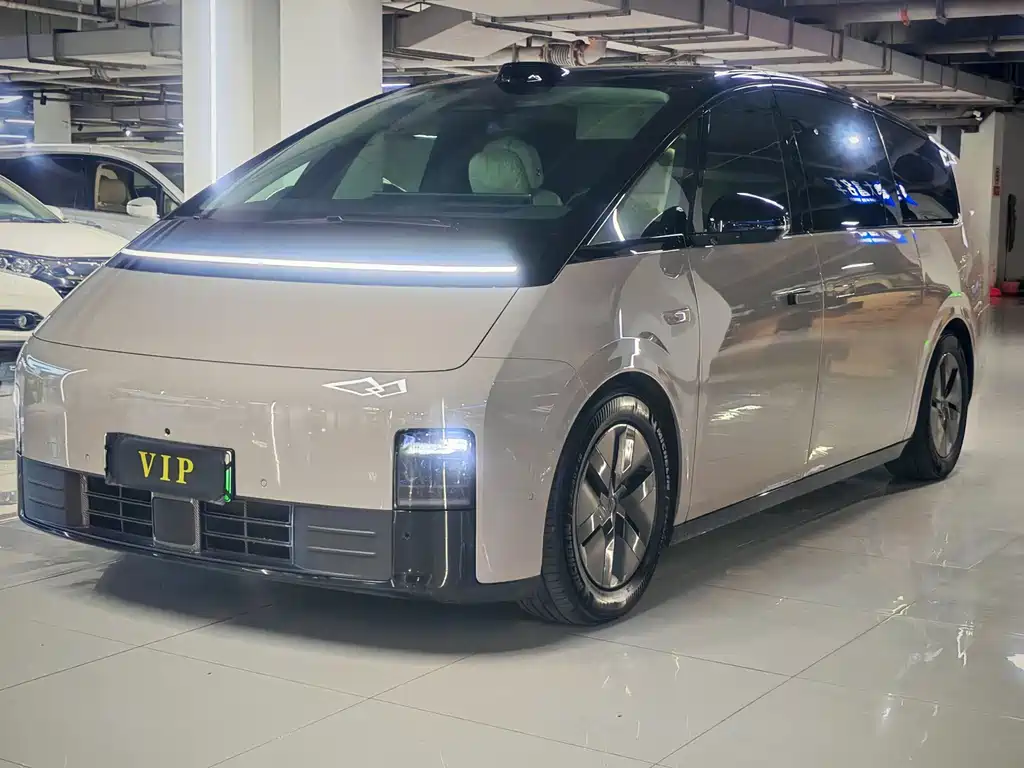 Li Auto Li MEGA