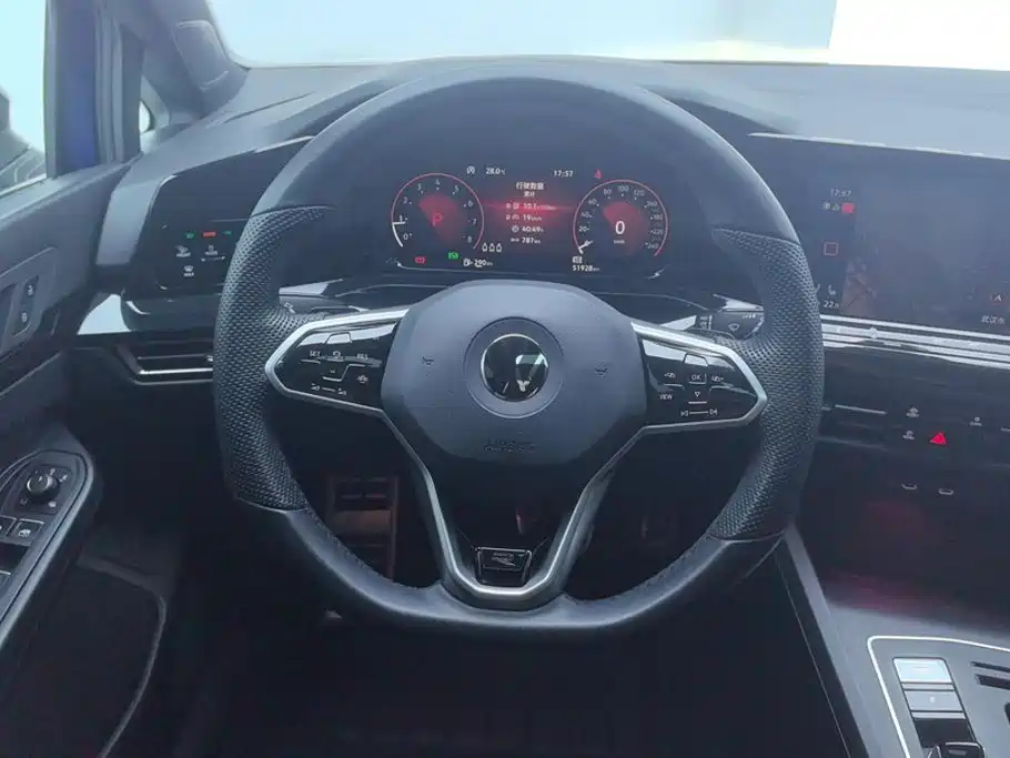 Volkswagen Golf — миниатюра 15