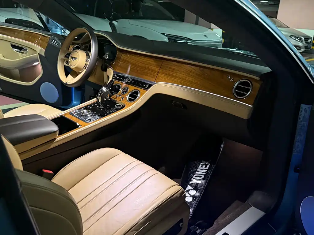 Bentley Continental — миниатюра 13