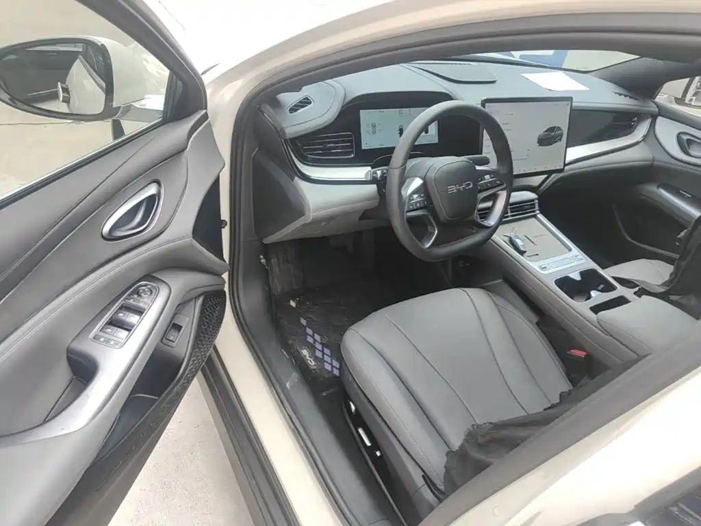 BYD Seal 07 DM-i — миниатюра 16