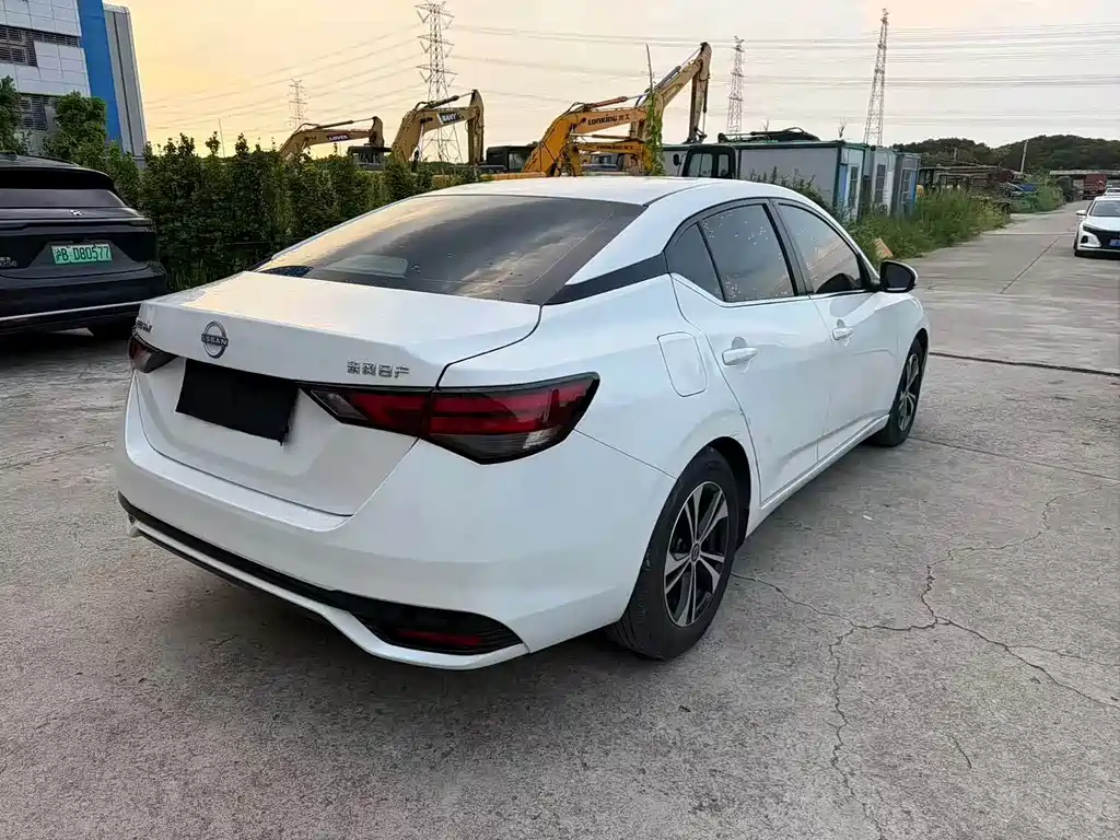 Nissan Sylphy — миниатюра 8