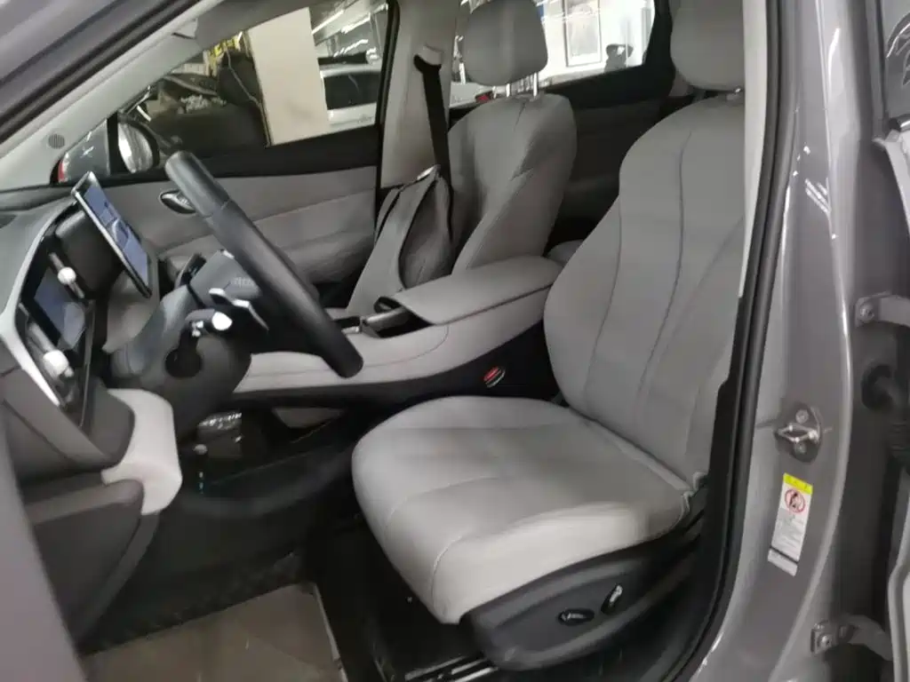 BYD Sealion 05 EV — миниатюра 15