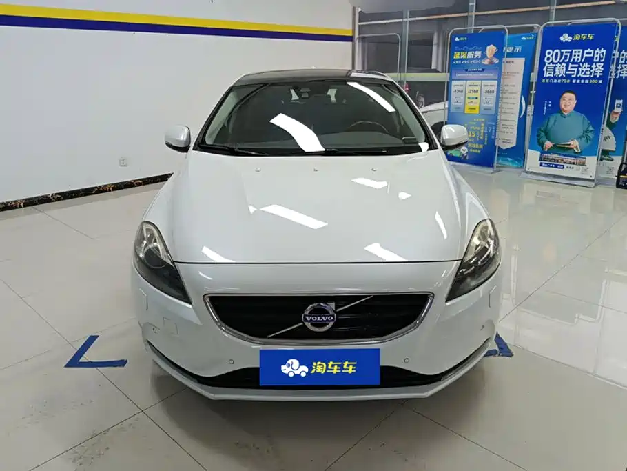 Volvo V40 — миниатюра 2