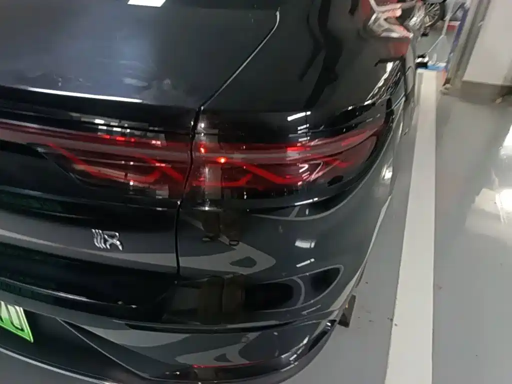 BYD Han — миниатюра 8