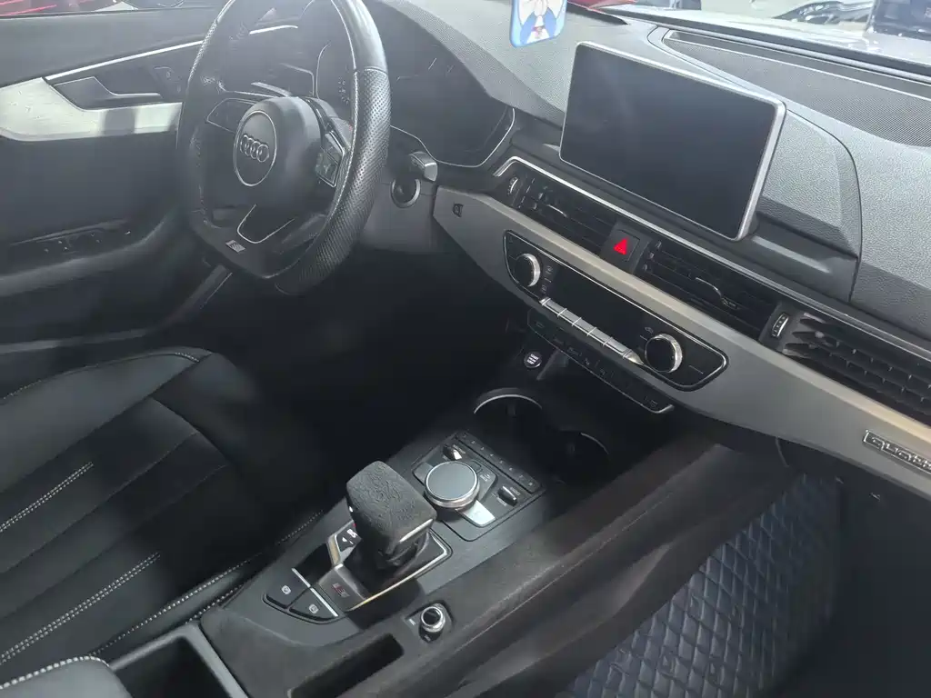 Audi A4L — миниатюра 8