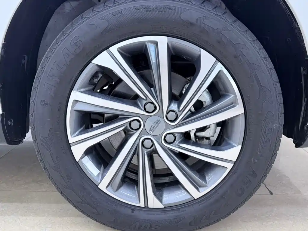 Geely Vision X6 — миниатюра 25