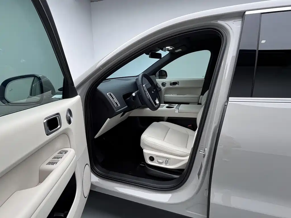 Li Auto Li L6 — миниатюра 12