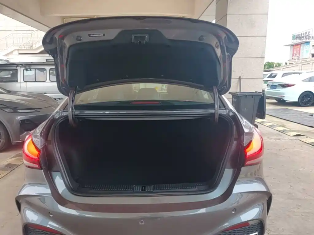 MG MG5 — миниатюра 19