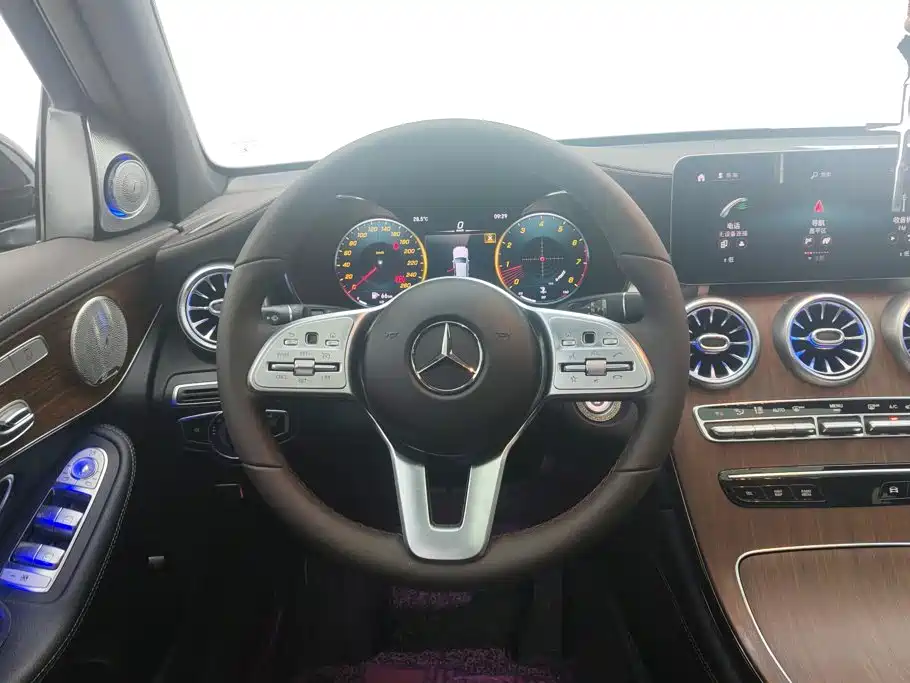 Mercedes-Benz GLC — миниатюра 15
