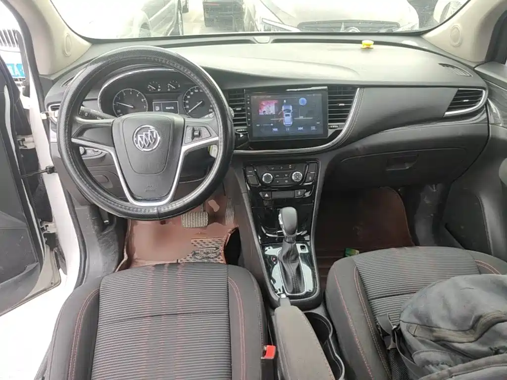 Buick Encore — миниатюра 10
