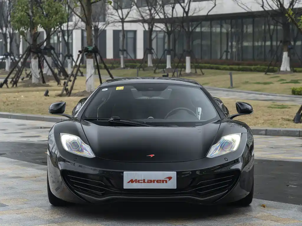 McLaren 12C 2013 3.8T COUPE