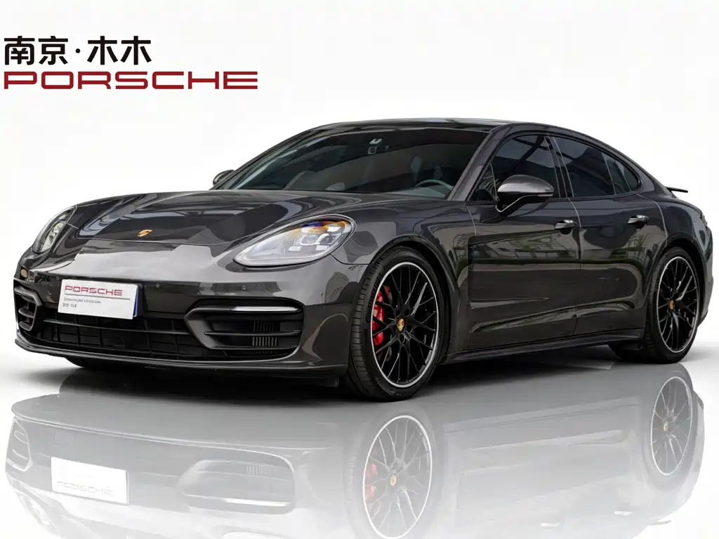 Porsche Panamera 2021